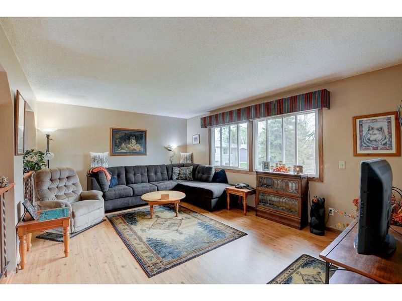 9659 Union Terrace Ln N, Maple Grove, MN 55369