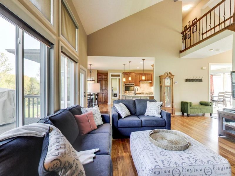 8529 Upland Ln N, Maple Grove, MN 55311