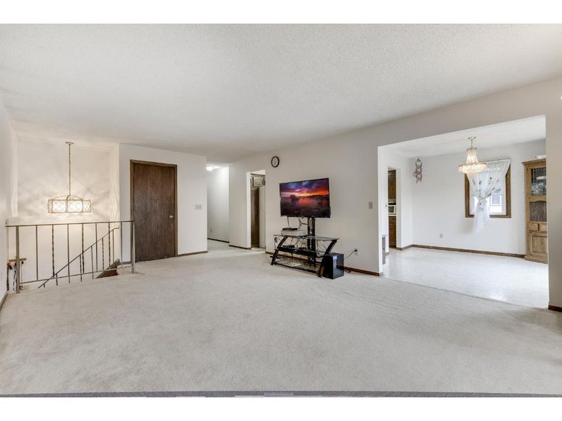 11512 Monroe St NE, Blaine, MN 55434