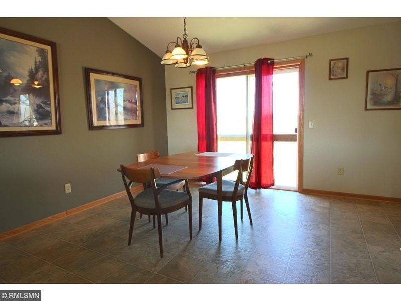 37842 Gerald Ave, North Branch, MN 55056