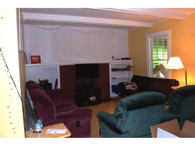 1215 8th St E, Menomonie, WI 54751