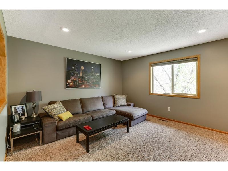 4724 Georgia Ave N, Crystal, MN 55428