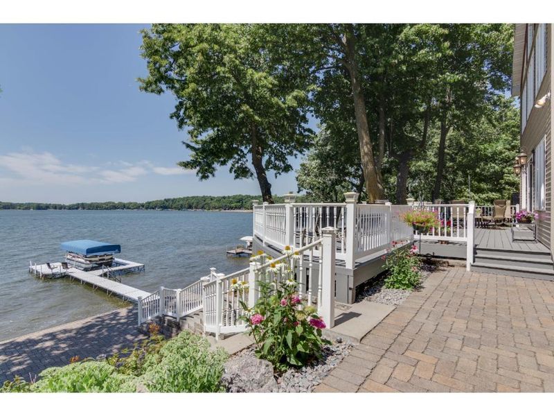 8989 Ingram Ave NW, Annandale, MN 55302