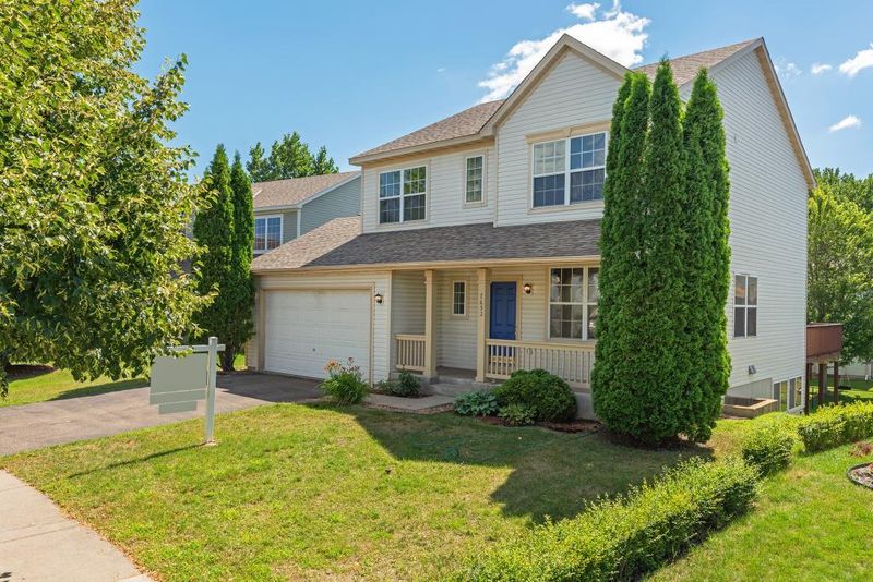 7652 Fountain Ln N, Maple Grove, MN 55311