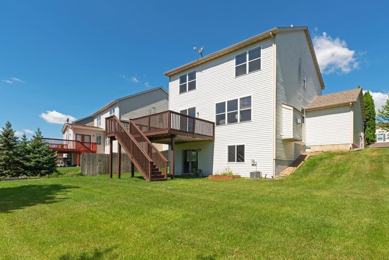 7652 Fountain Ln N, Maple Grove, MN 55311