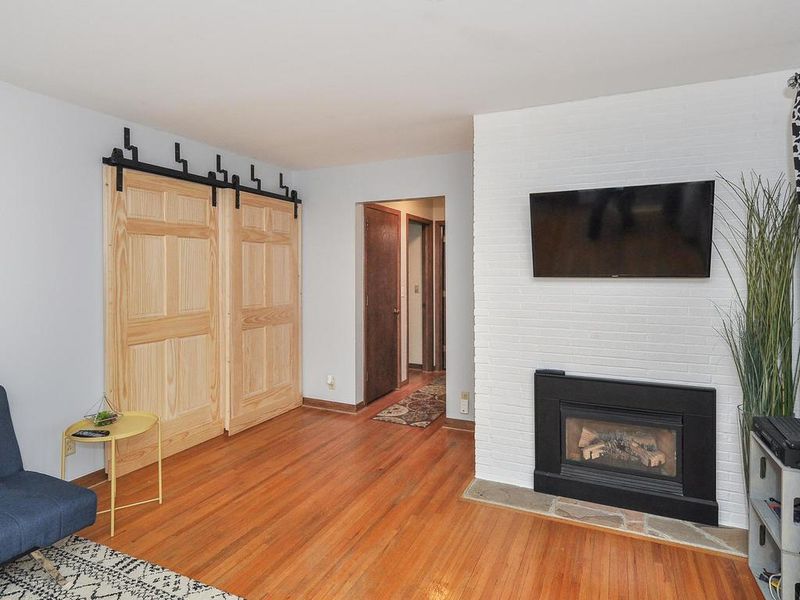 6001 Pearson Dr, Brooklyn Center, MN 55429