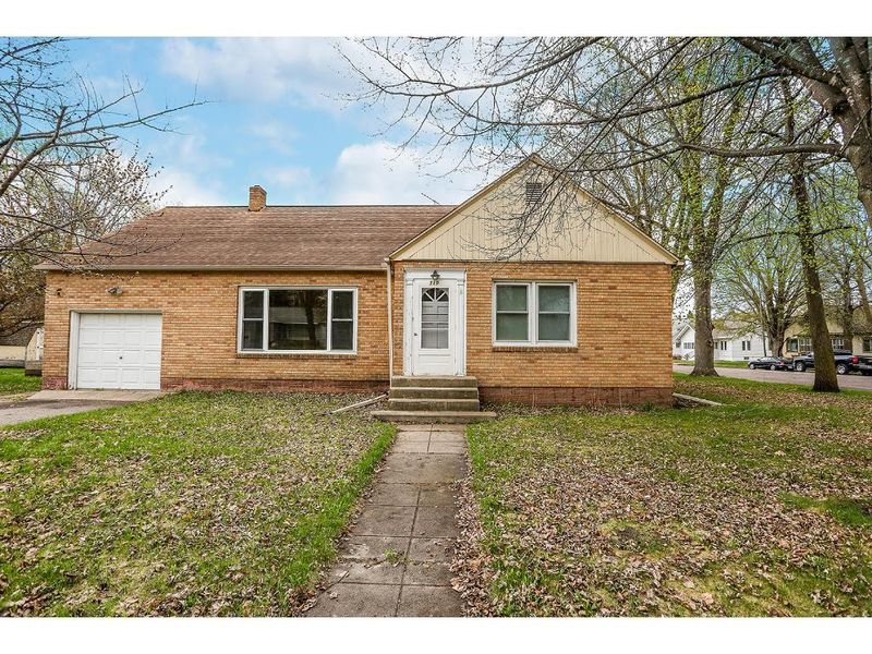 310 Murphy St, Foley, MN 56329