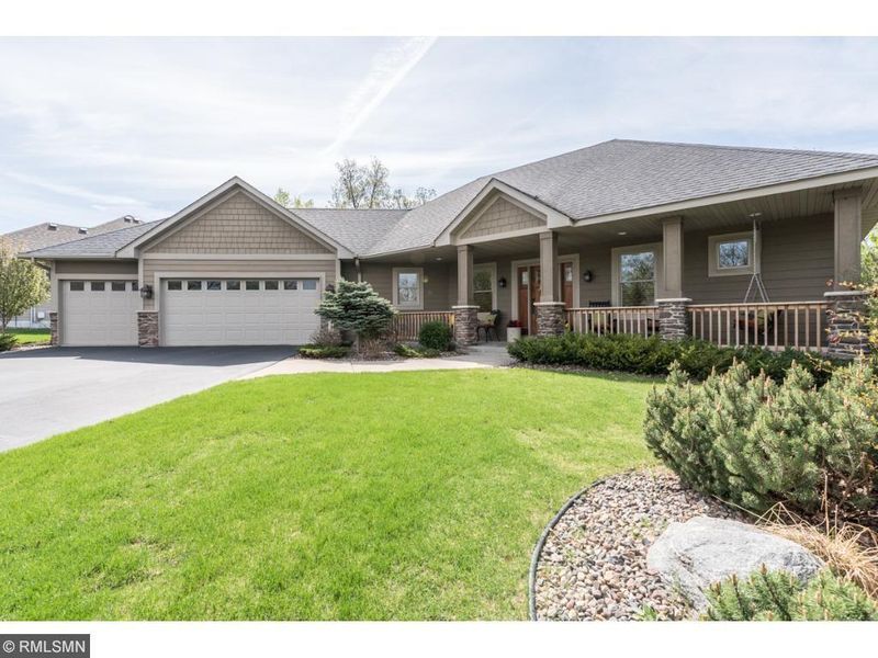 2240 Estates Dr, Eagan, MN 55122