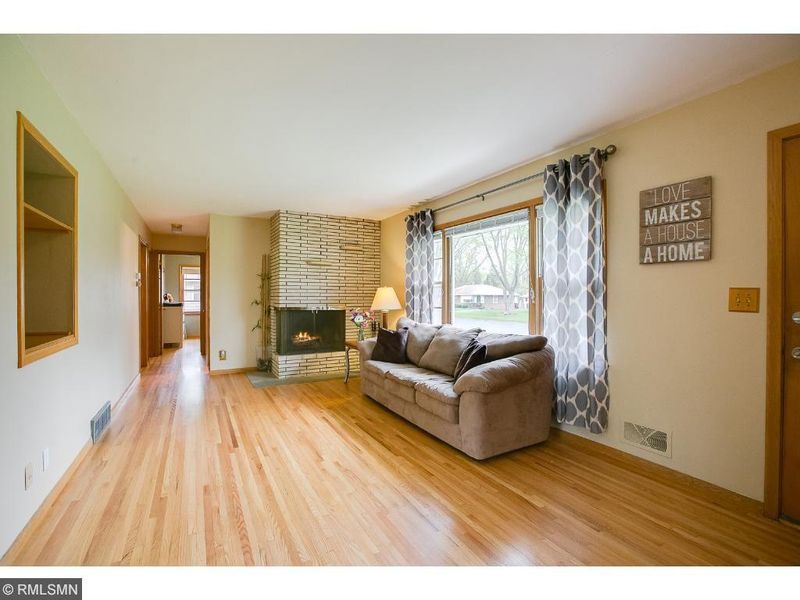 9118 Fremont Ave S, Bloomington, MN 55420