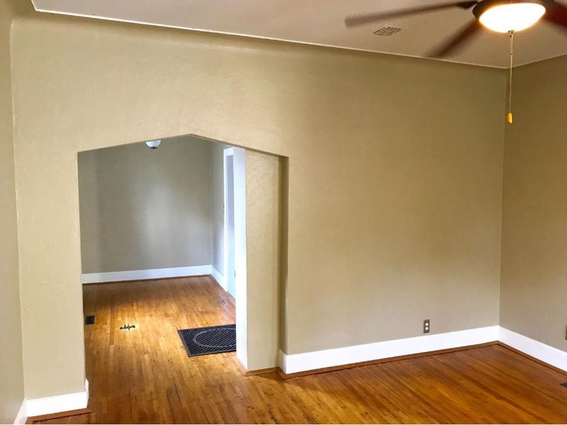 583 Burgess St, Saint Paul, MN 55103