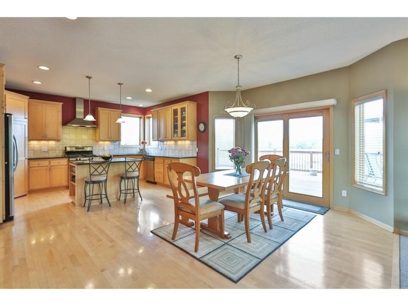 18332 95th Pl N, Maple Grove, MN 55311