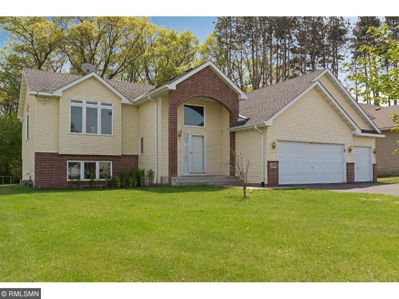 12978 10th Ave S, Zimmerman, MN 55398