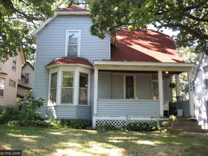 1924 Feronia Ave, Saint Paul, MN 55104