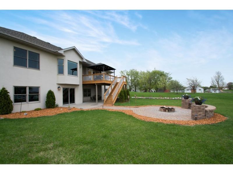 23155 Oakdale Dr, Rogers, MN 55374