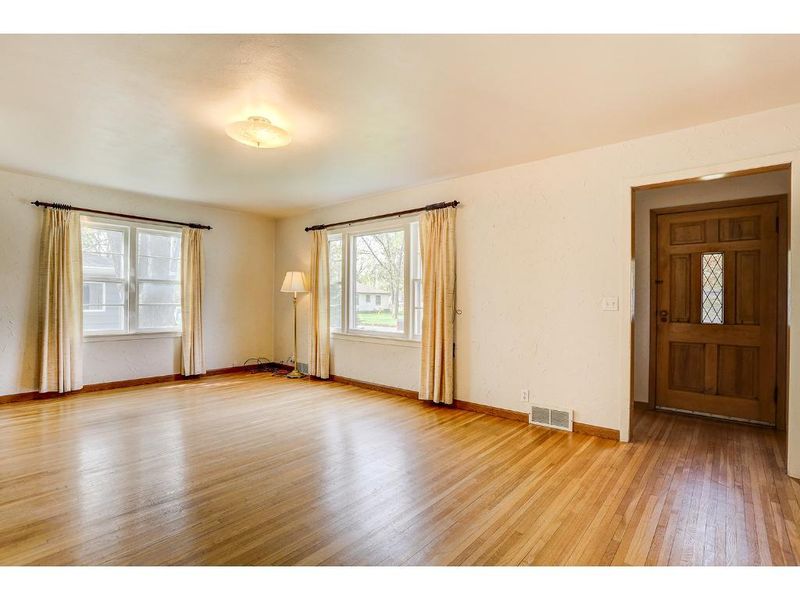 216 34th Ave N, Saint Cloud, MN 56303