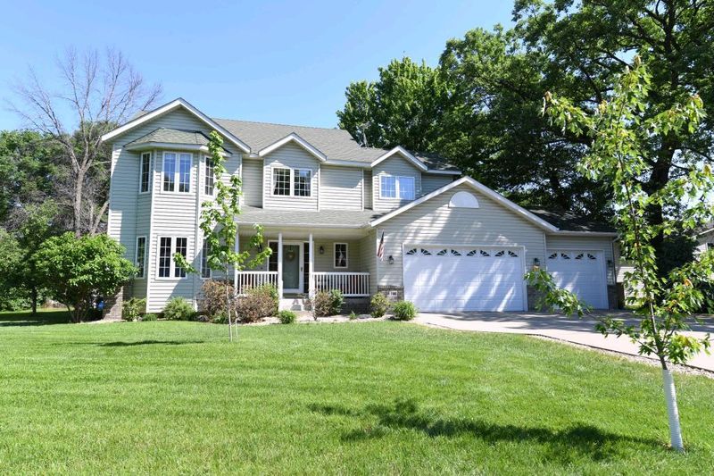 1106 16th St N, Princeton, MN 55371
