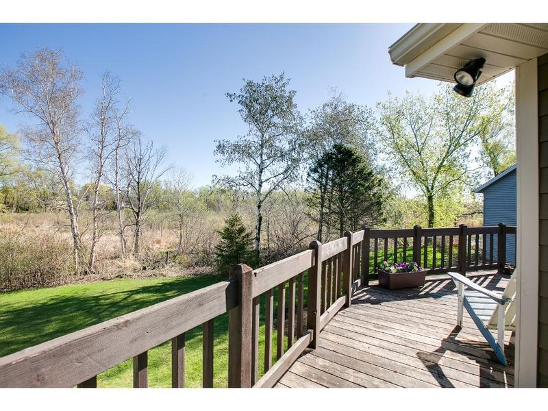 285 Long Lake Ct, Shoreview, MN 55126