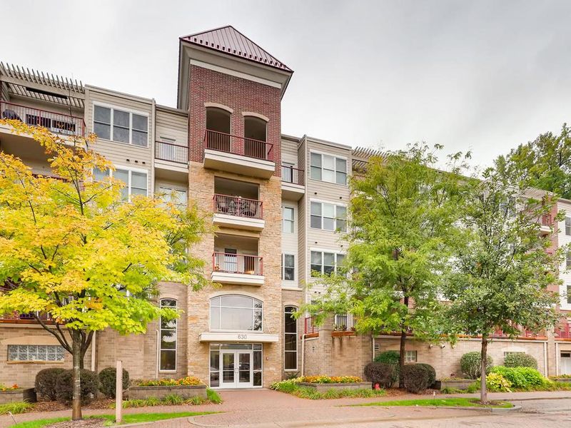 630 Main St N #103, Stillwater, MN 55082