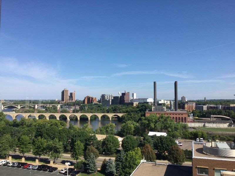 1240 2nd St S #307, Minneapolis, MN 55415