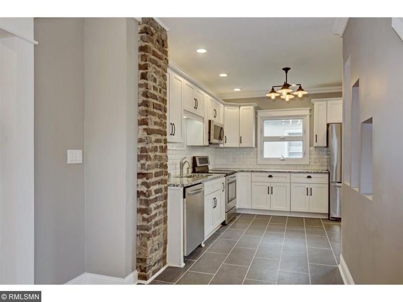 4720 16th Ave S, Minneapolis, MN 55407