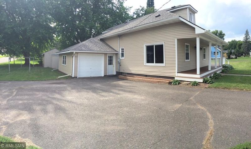 761 3rd St SW, Clear Lake, WI 54005