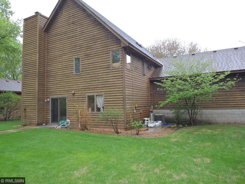 4940 Walnut St, White Bear Lake, MN 55110