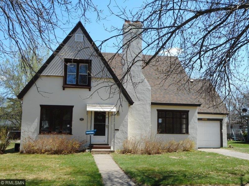 923 N Wilson Ave, Rice Lake, WI 54868