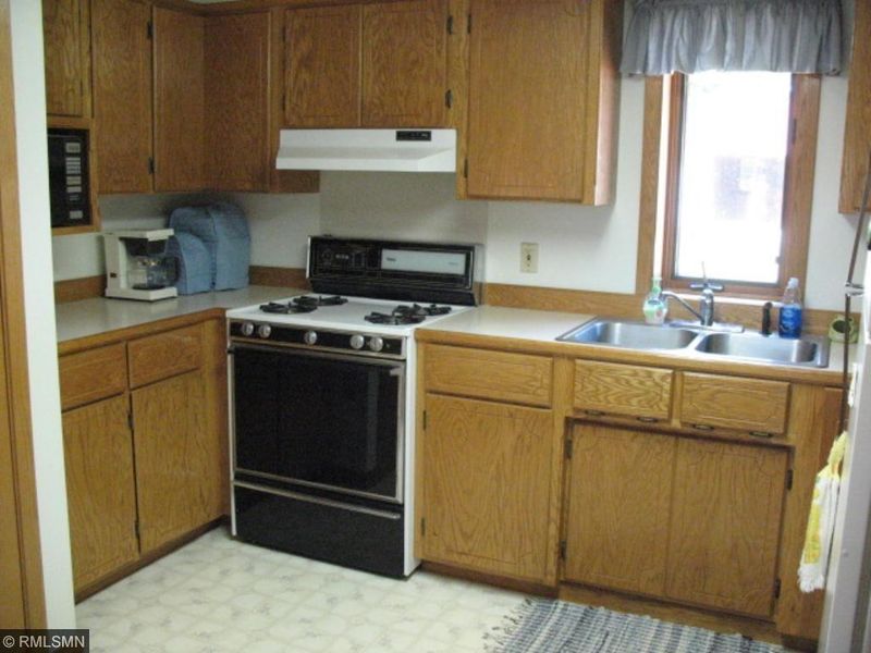 1664 330th St, Motley, MN 56466