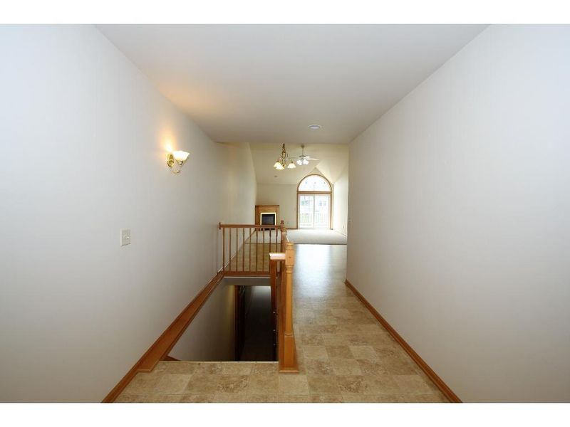 4255 Mill Ridge Cir, Eau Claire, WI 54703