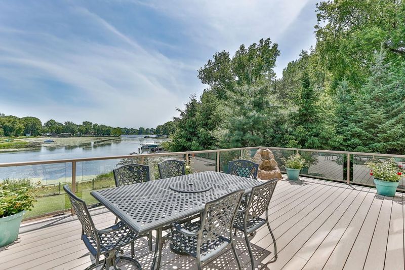 30230 Terryll St, Lindstrom, MN 55045