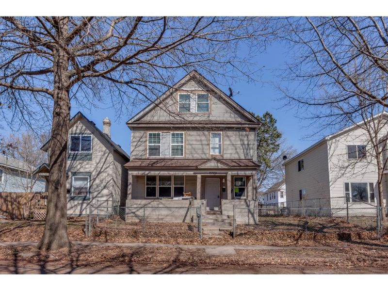 2726 Bryant Ave N, Minneapolis, MN 55411