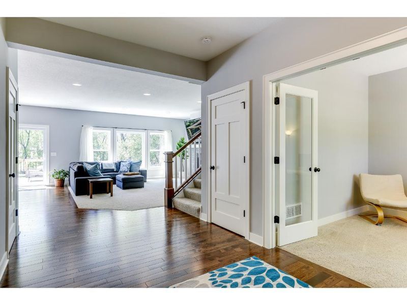 15719 Minnetonka Blvd, Minnetonka, MN 55345