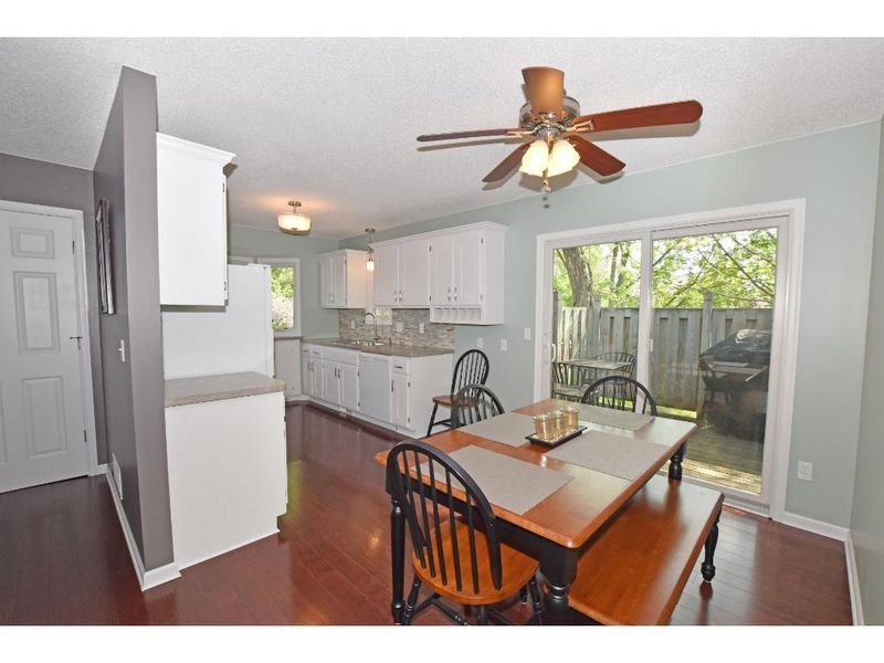 1974 72nd St, Hugo, MN 55038