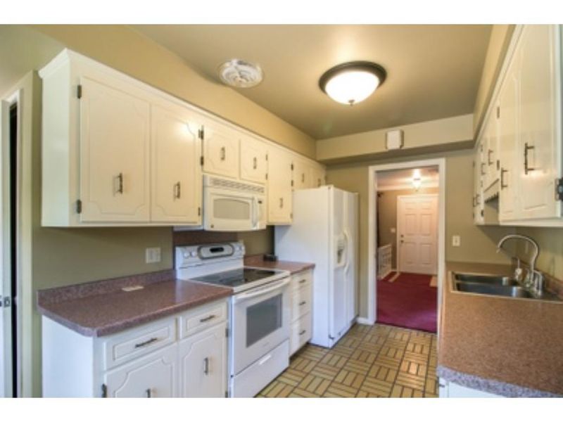 4519 Drew Ave N, Robbinsdale, MN 55422