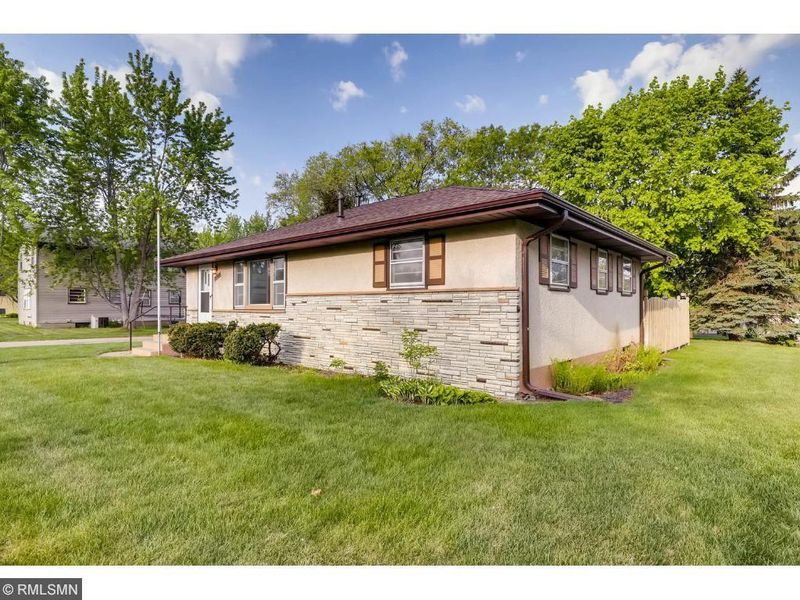 7906 Monroe St NE, Spring Lake Park, MN 55432