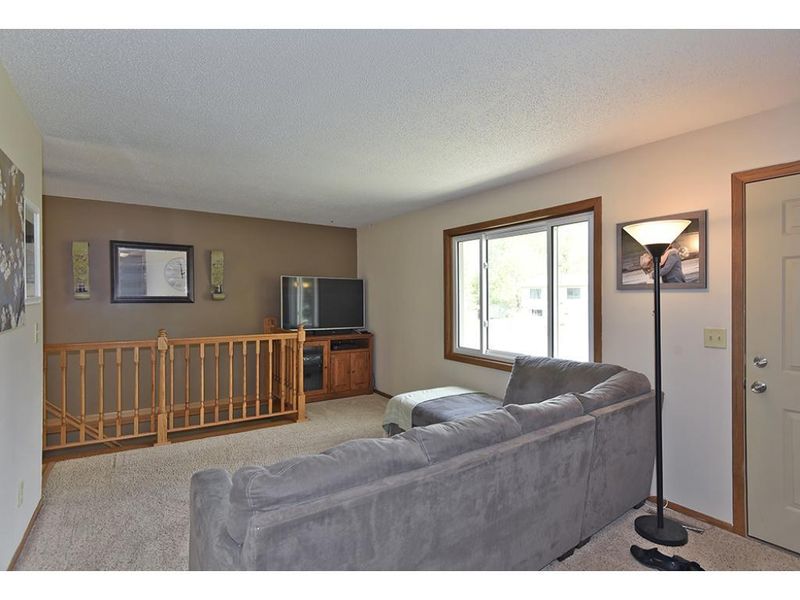 809 20th St NE, Owatonna, MN 55060
