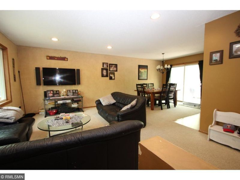 7814 114th Ave N, Champlin, MN 55316