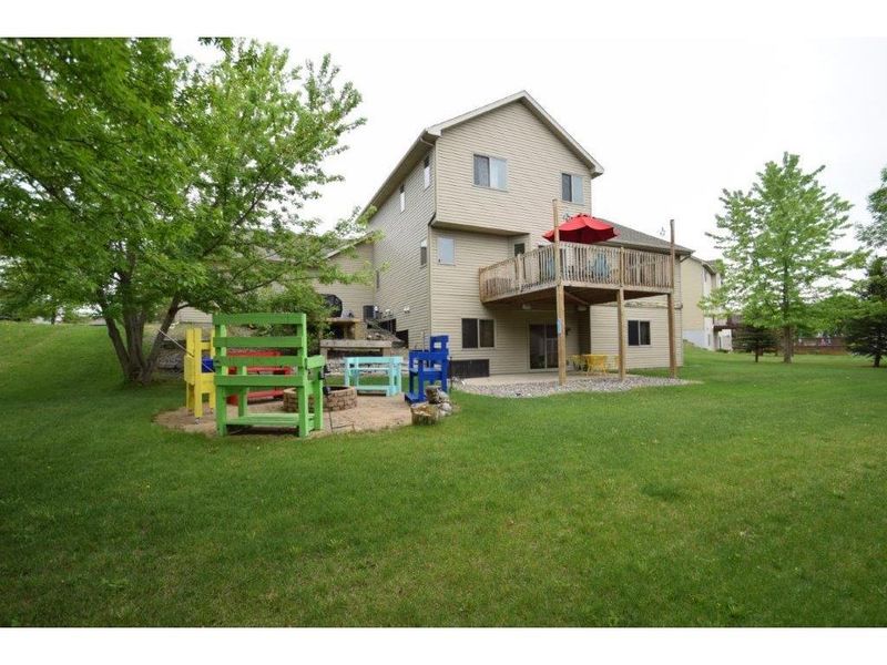 4335 Mason Ln NE, Saint Michael, MN 55376