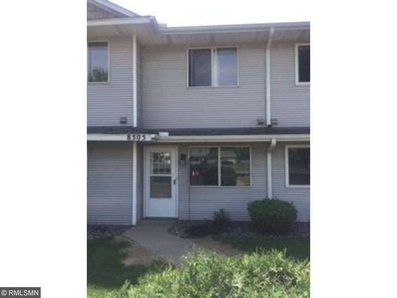 8505 S Pond Trl N, Champlin, MN 55316
