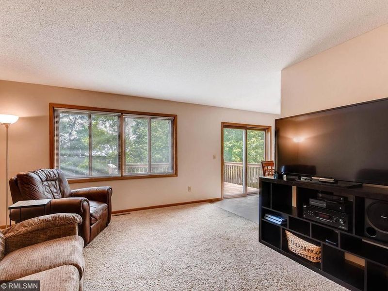 3073 121st Ave NW, Coon Rapids, MN 55433