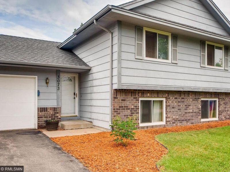 3073 121st Ave NW, Coon Rapids, MN 55433