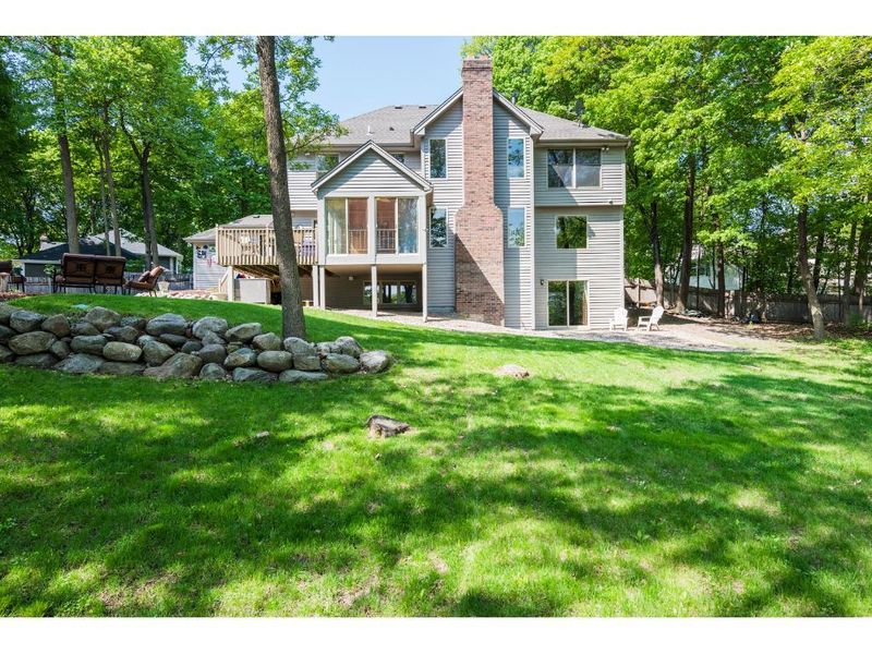 6321 Trap Line Cir, Chanhassen, MN 55317