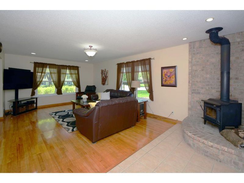 8420 85th St S, Cottage Grove, MN 55016