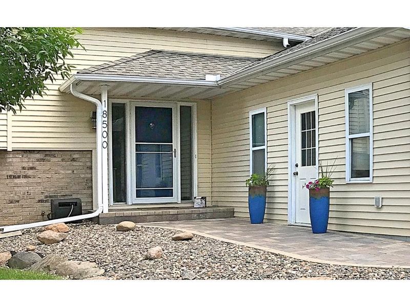 18500 Everest Pa, Farmington, MN 55024