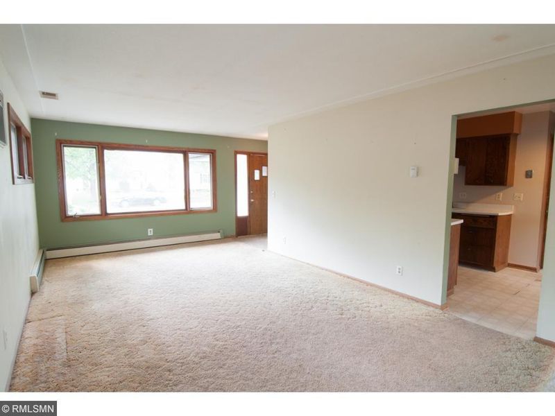 4266 Grimes Ave N, Robbinsdale, MN 55422