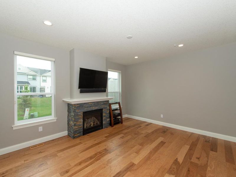 12092 84th Ave N, Maple Grove, MN 55369