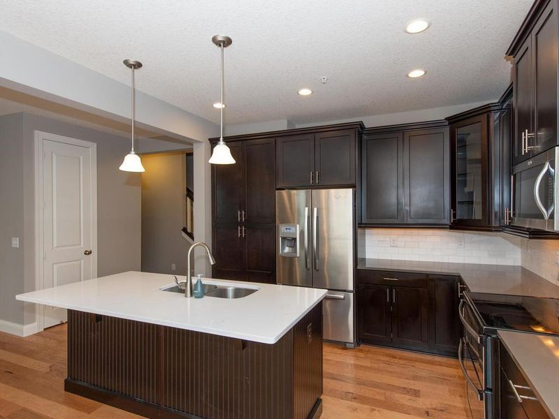 12092 84th Ave N, Maple Grove, MN 55369