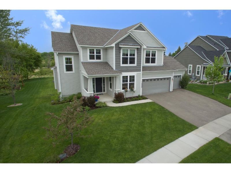 11314 Hackberry Ln, Osseo, MN 55369