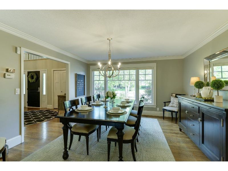 7519 Hyde Park Dr, Edina, MN 55439