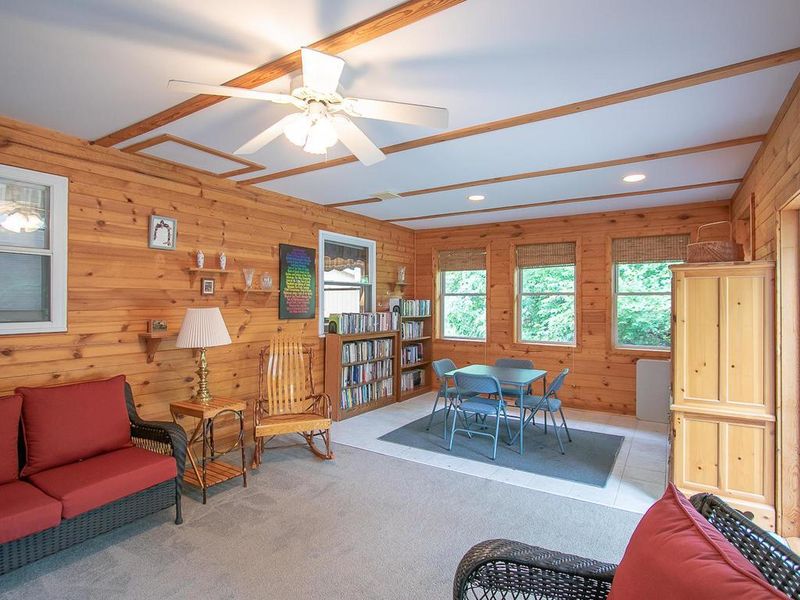 405 Totem Rd, Saint Paul, MN 55119